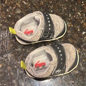 See Kai Run Ryder First Walker Gray Shoes Size 3